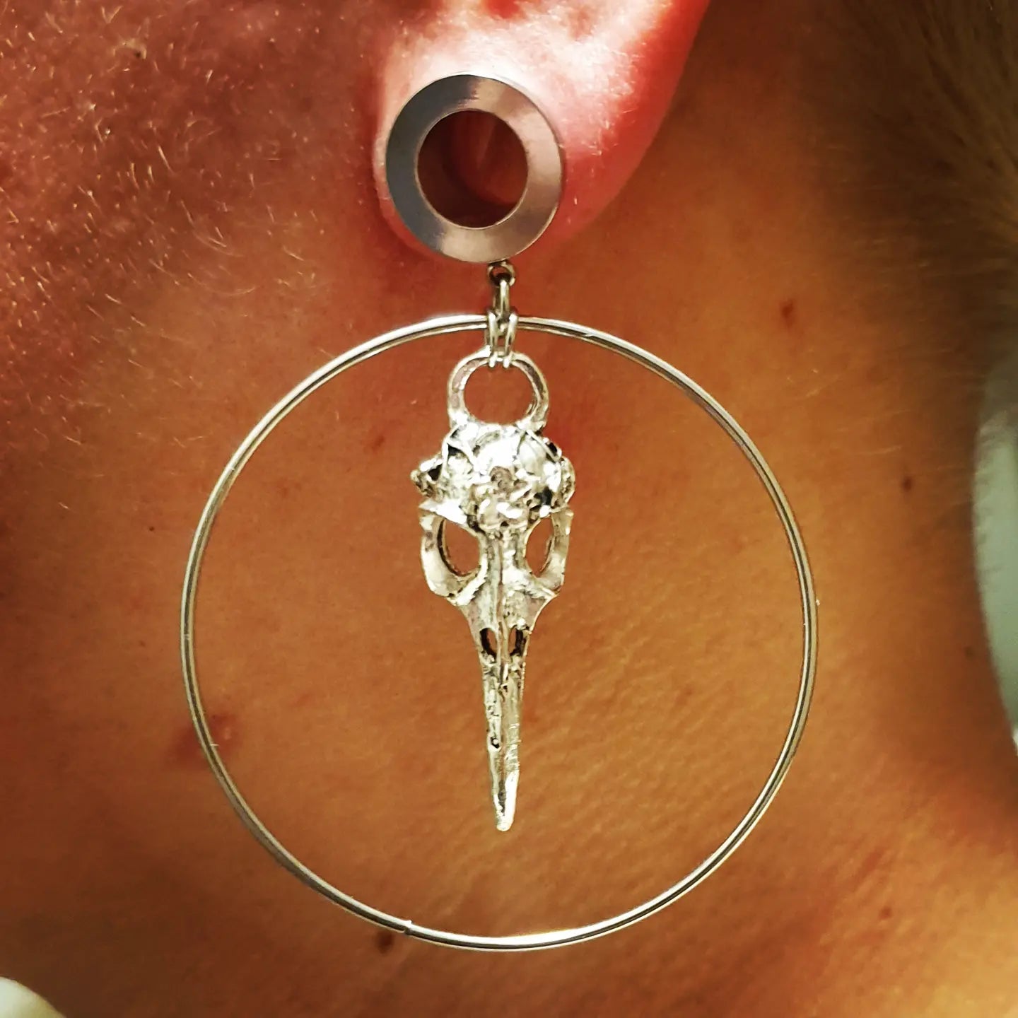 Plug/tunnel SKULL-CIRCLE