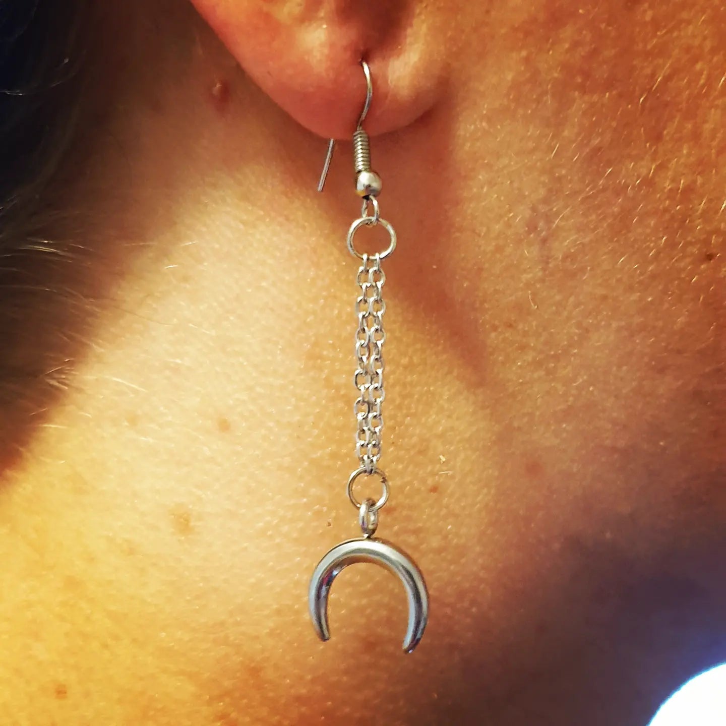 Boucle d'oreille lune & pointe